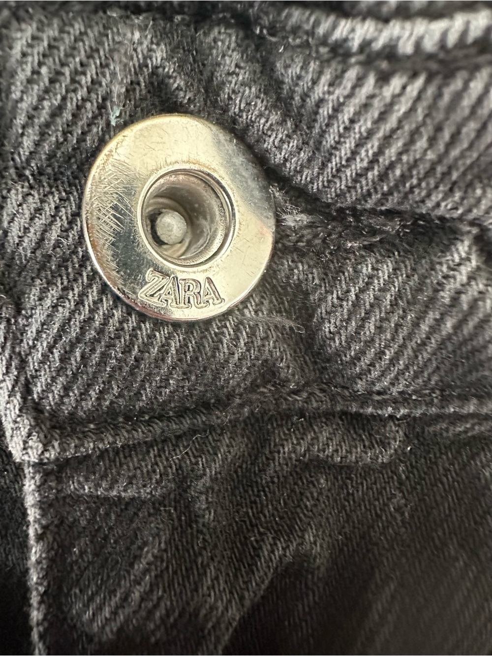 Zara High-Waist Paperbag Black Barrel Denim Jeans - Size 4 - Picture 4 of 7